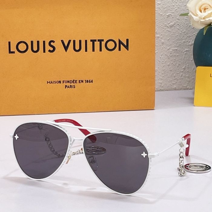 Louis Vuitton Sunglasses Top Quality LVS00211